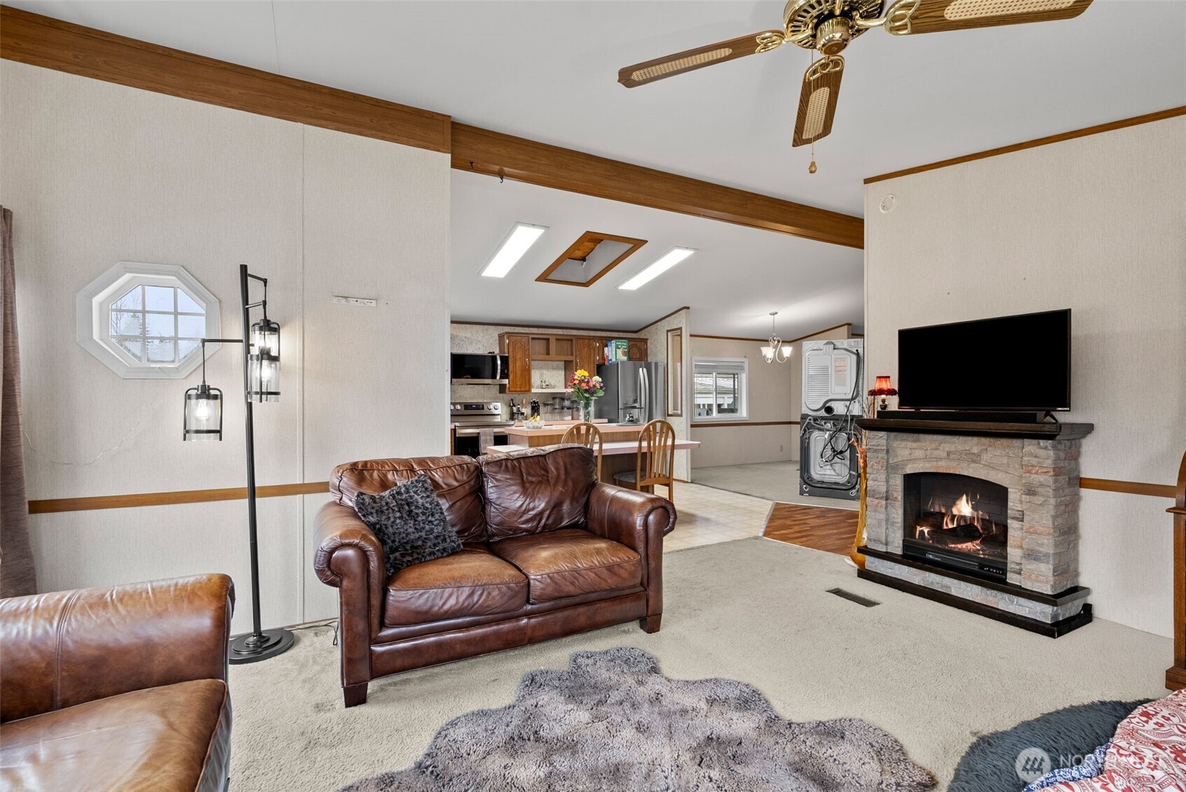 139 NE Saturn Lane , Bremerton, WA 98311