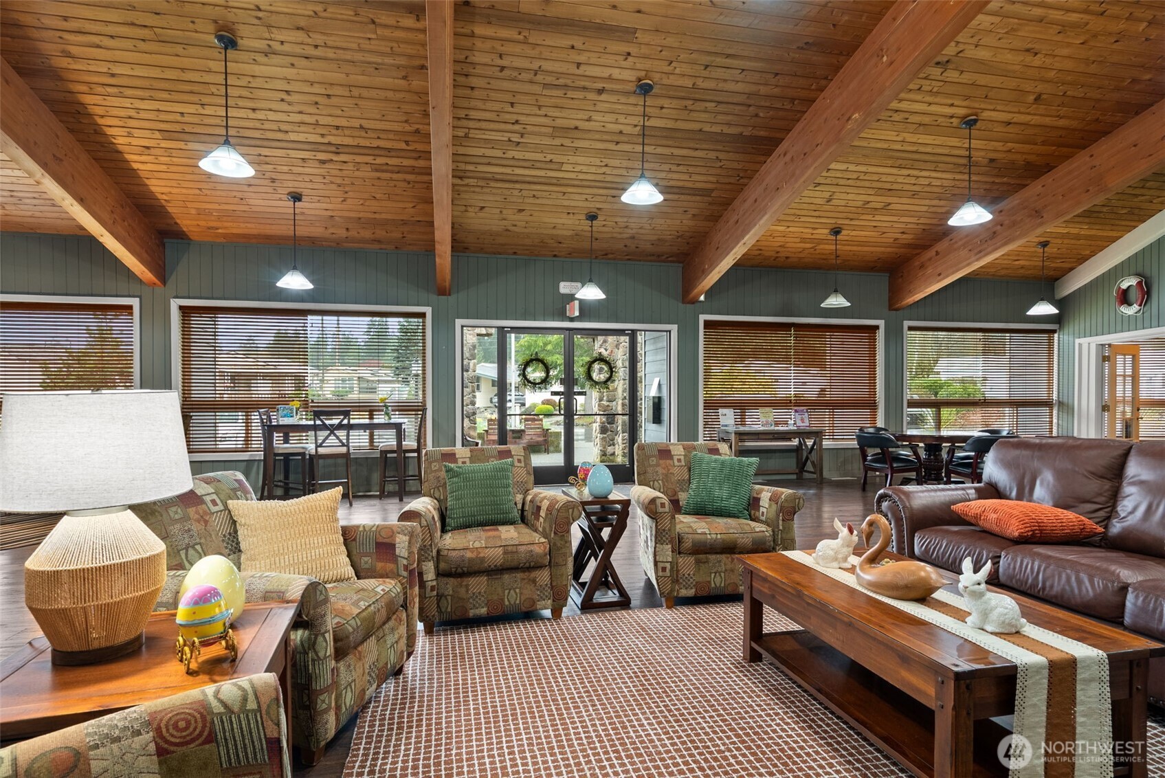 139 NE Saturn Lane , Bremerton, WA 98311