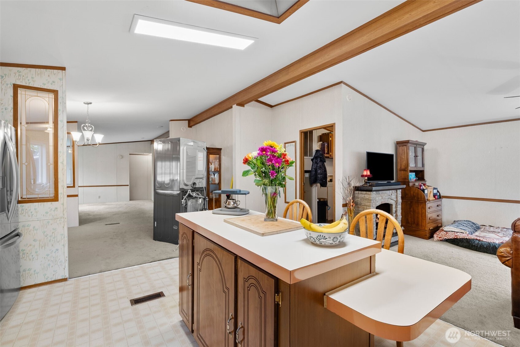 139 NE Saturn Lane , Bremerton, WA 98311