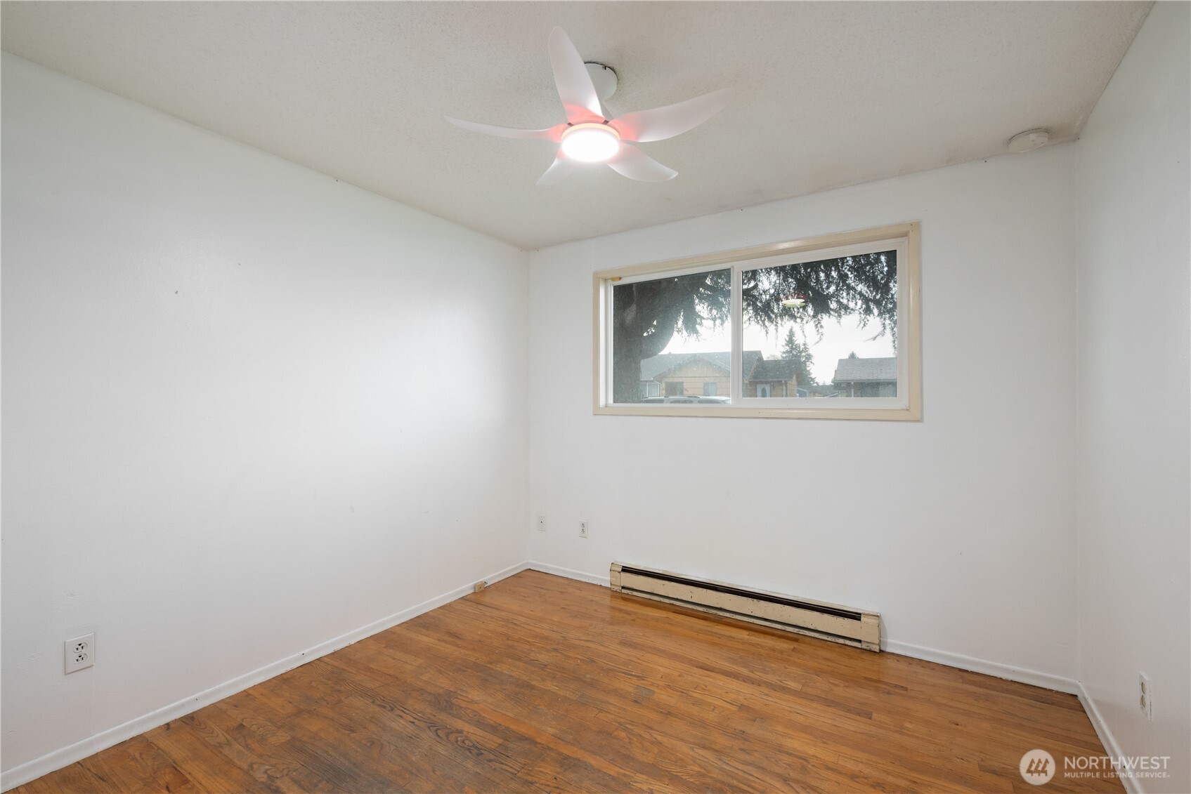 359 Douglas Street , Longview, WA 98632