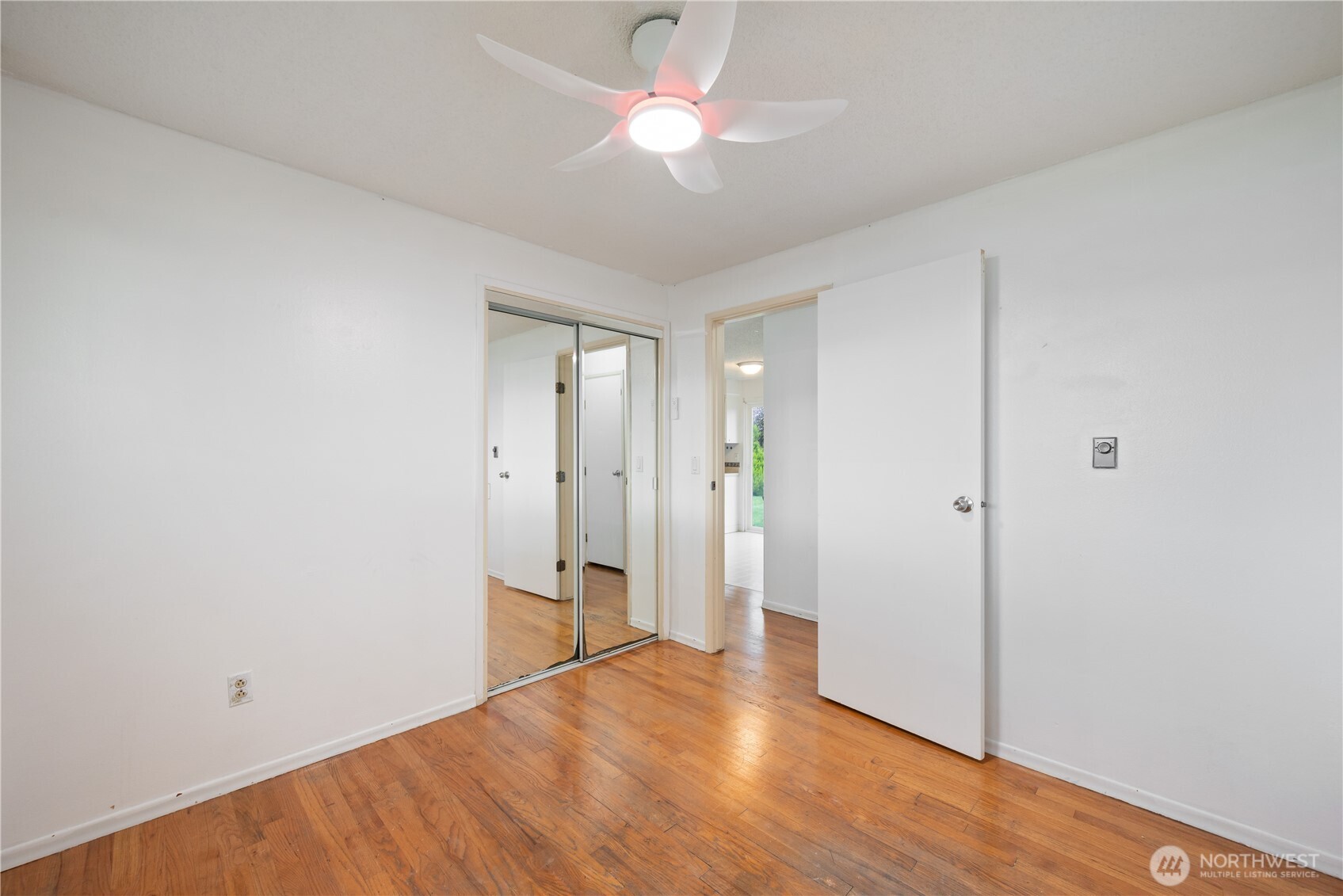 359 Douglas Street , Longview, WA 98632