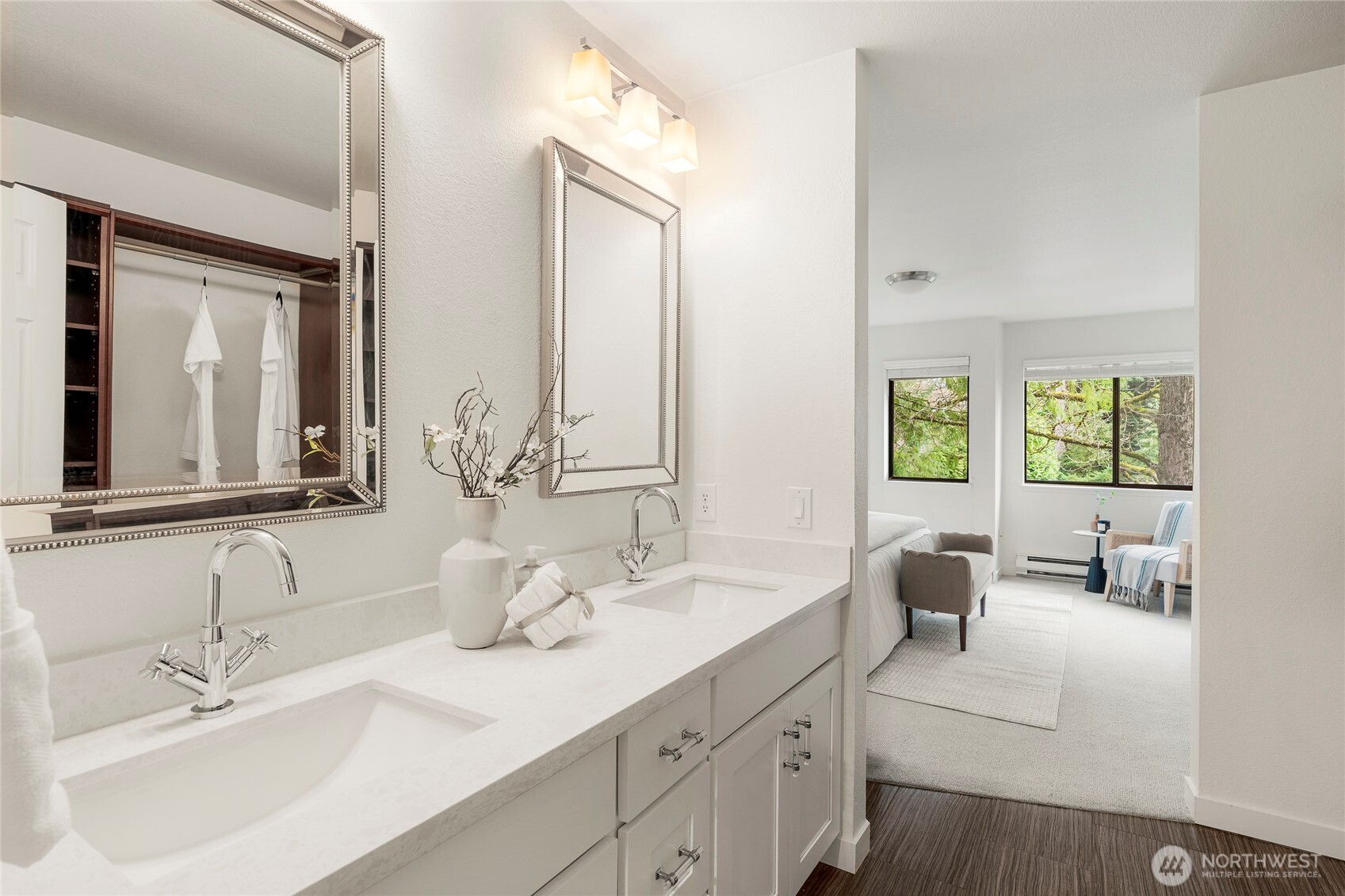 1336 Bellevue Way NE #4, Bellevue, WA 98004