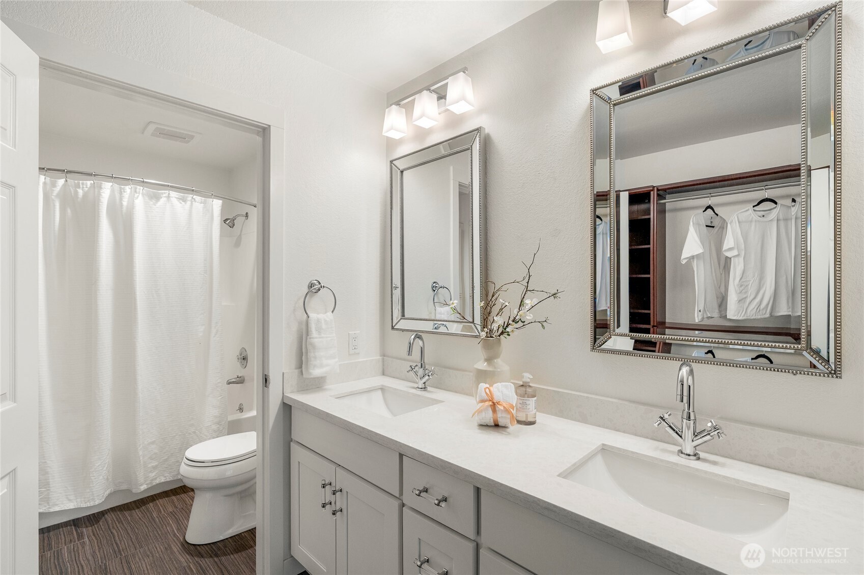 1336 Bellevue Way NE #4, Bellevue, WA 98004