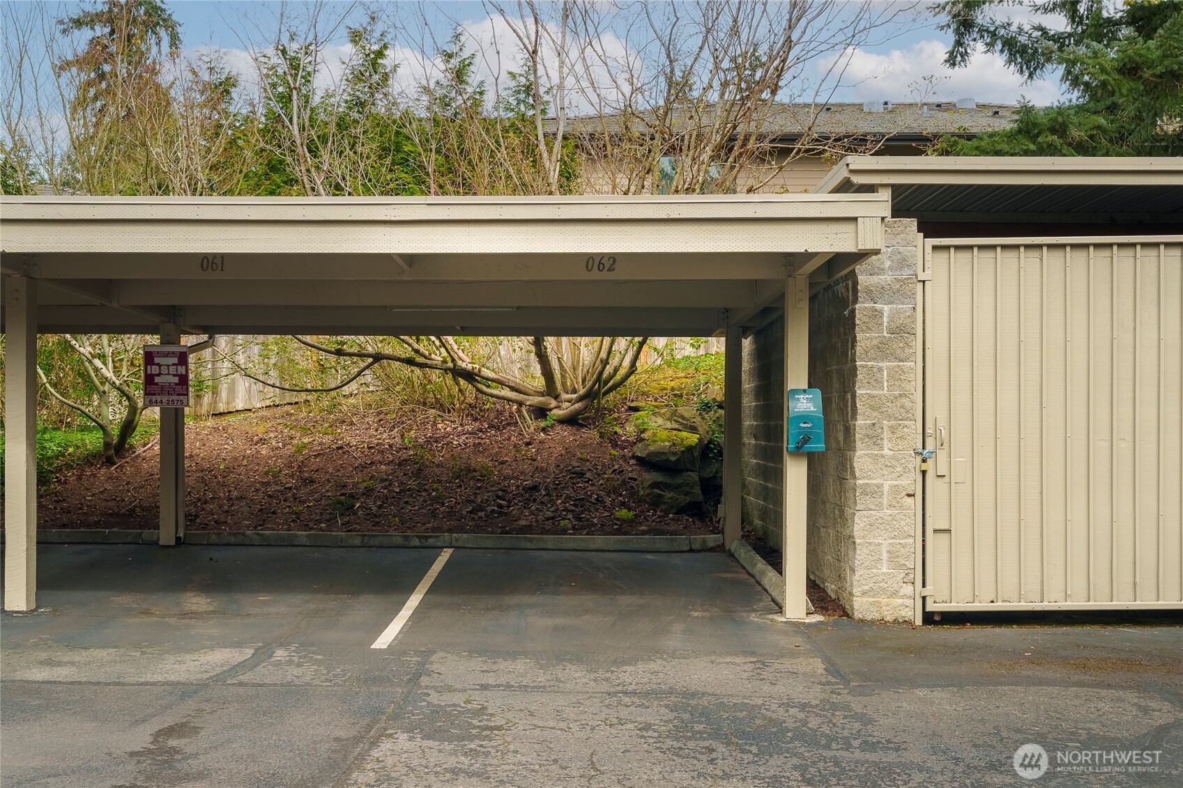 1336 Bellevue Way NE #4, Bellevue, WA 98004