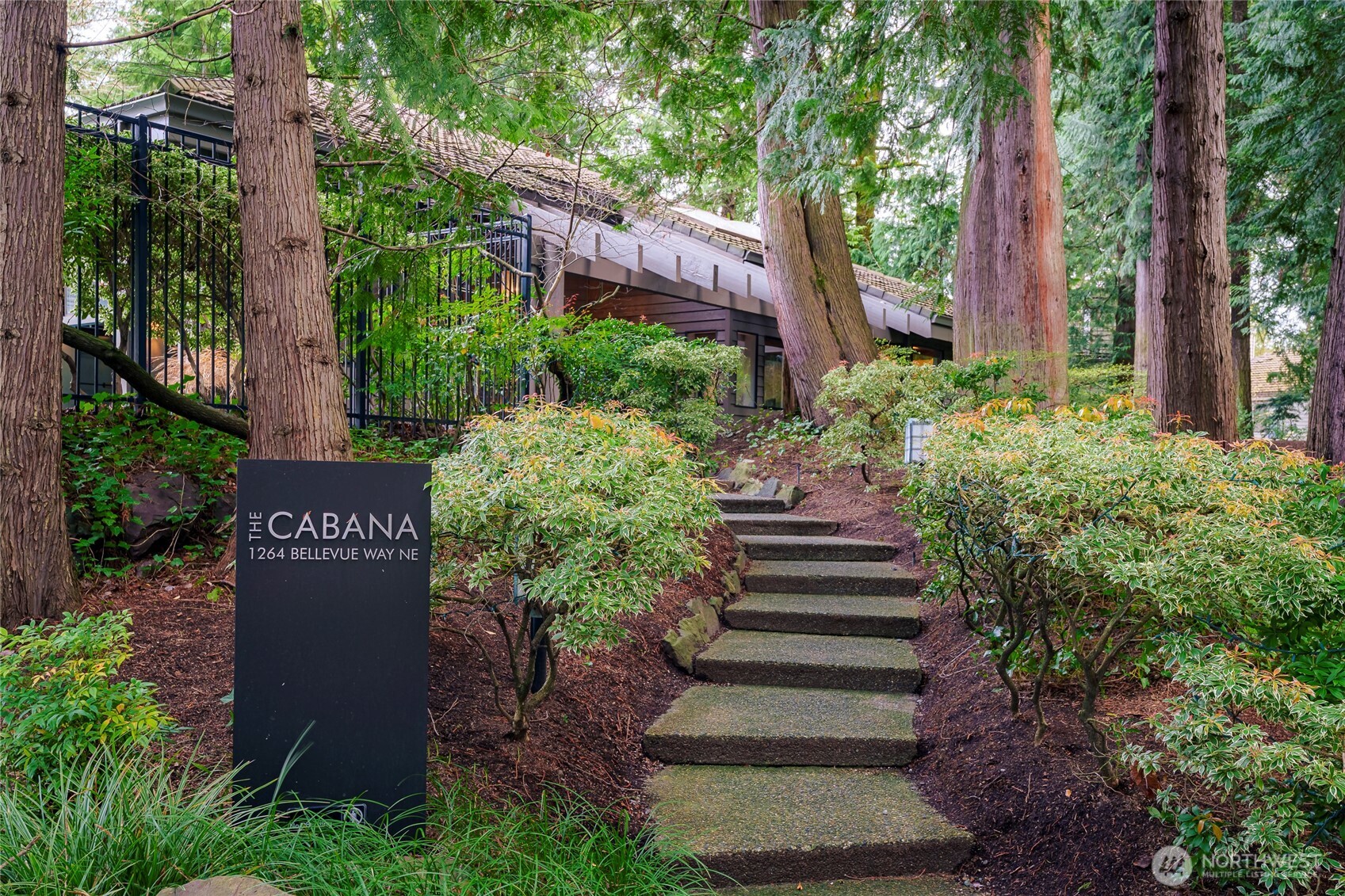 1336 Bellevue Way NE #4, Bellevue, WA 98004
