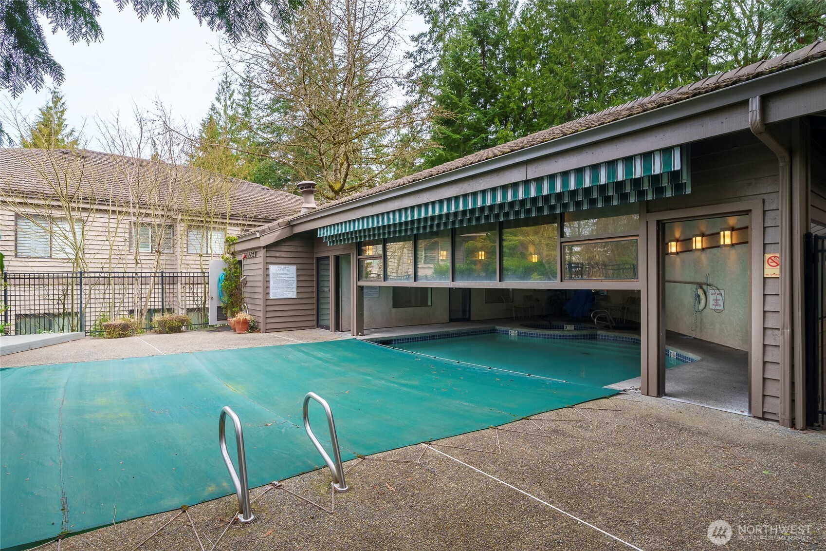 1336 Bellevue Way NE #4, Bellevue, WA 98004