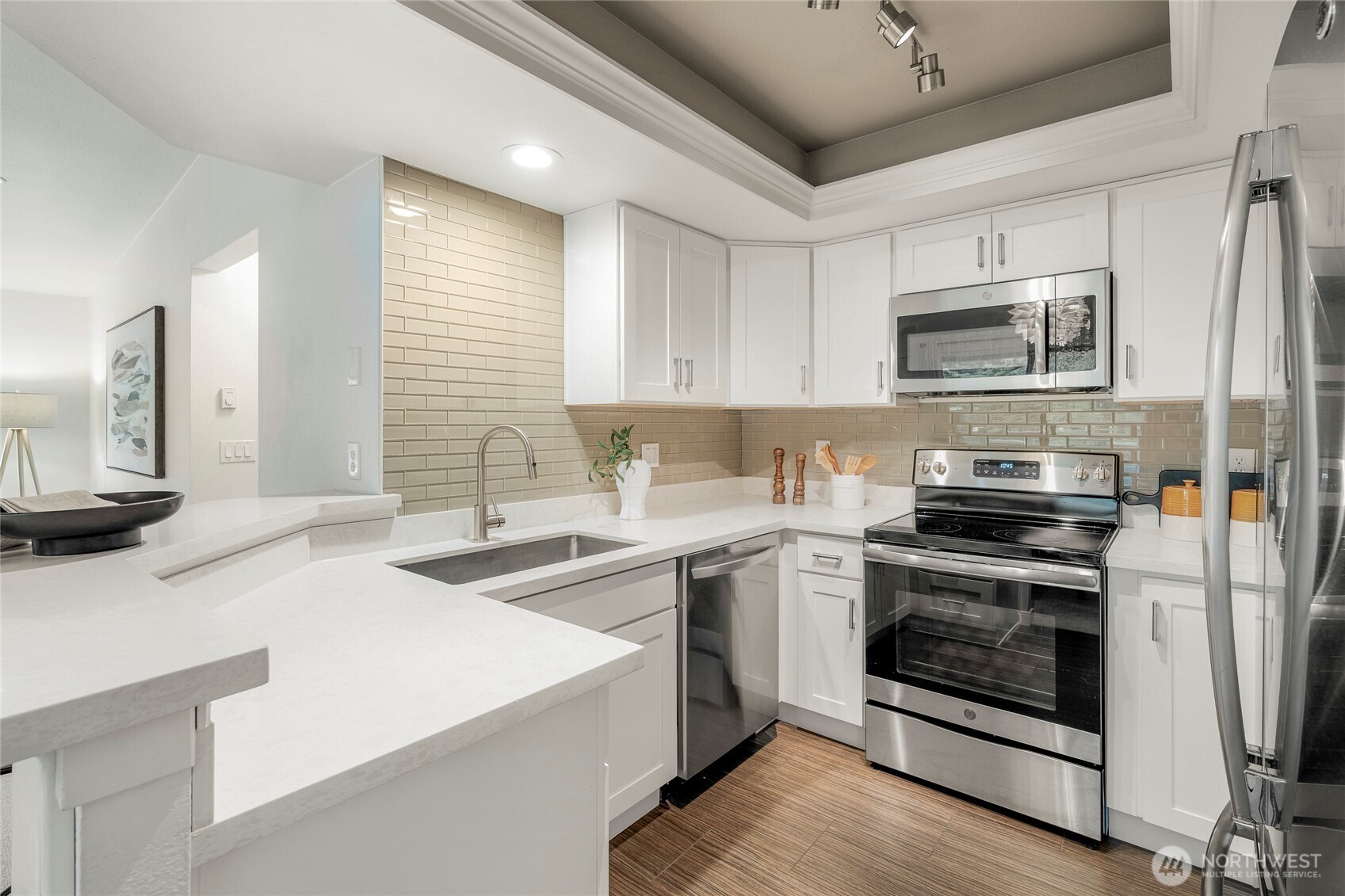1336 Bellevue Way NE #4, Bellevue, WA 98004