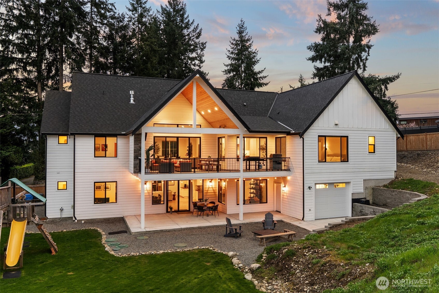 17905 28th Street E, Lake Tapps, WA 98391