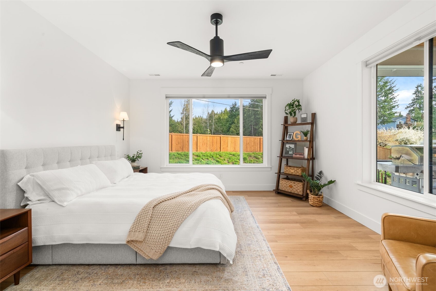 17905 28th Street E, Lake Tapps, WA 98391