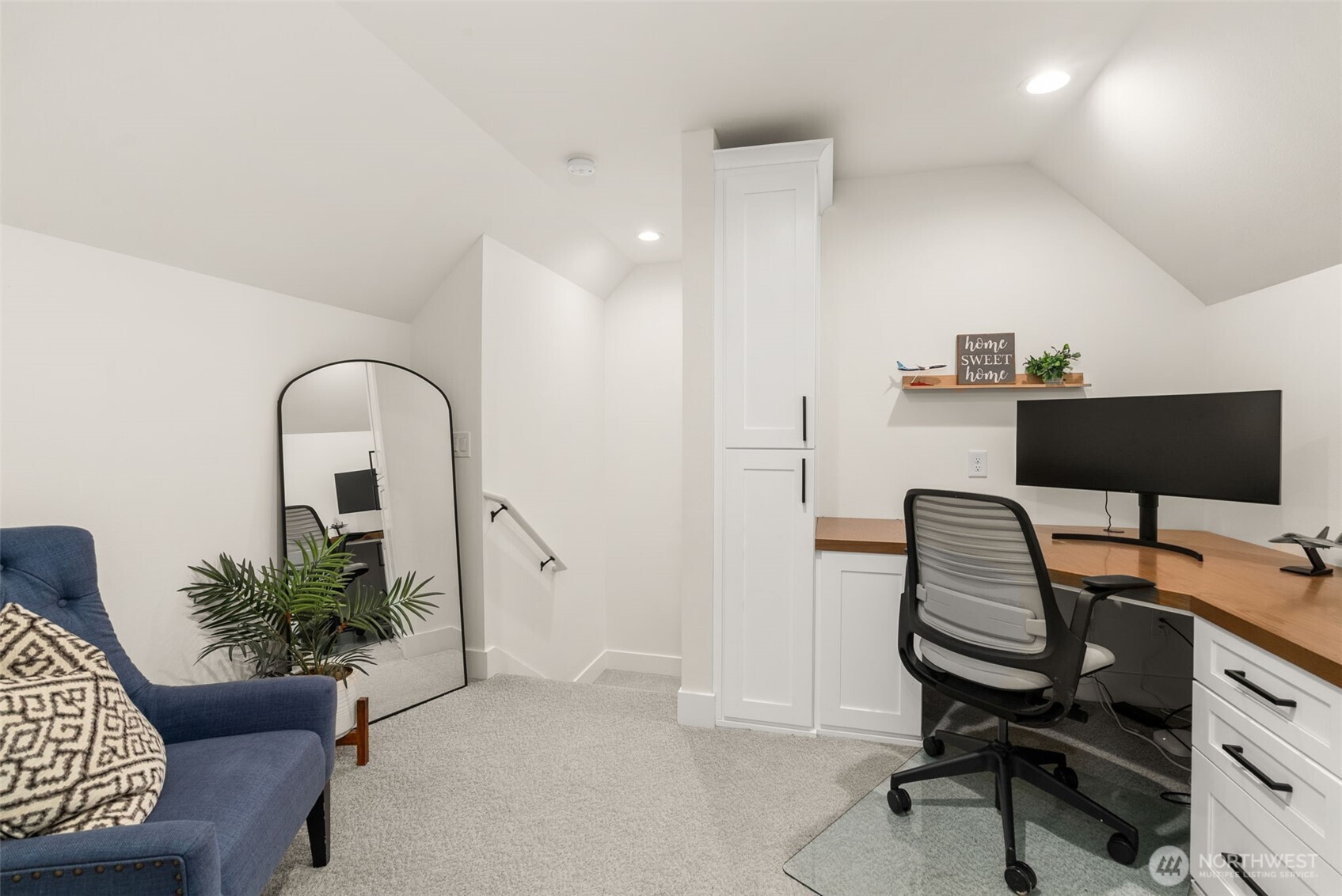 17905 28th Street E, Lake Tapps, WA 98391