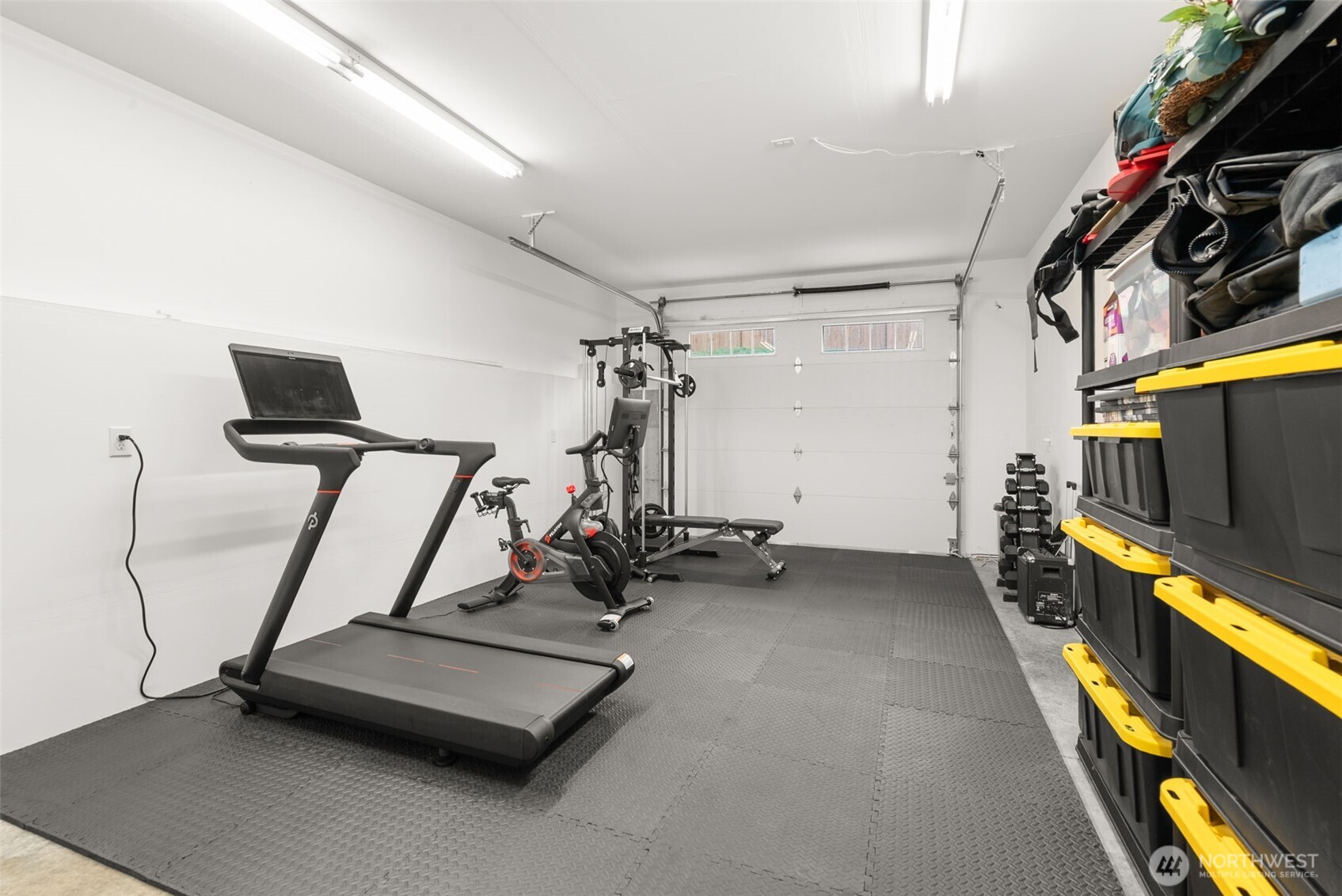 17905 28th Street E, Lake Tapps, WA 98391