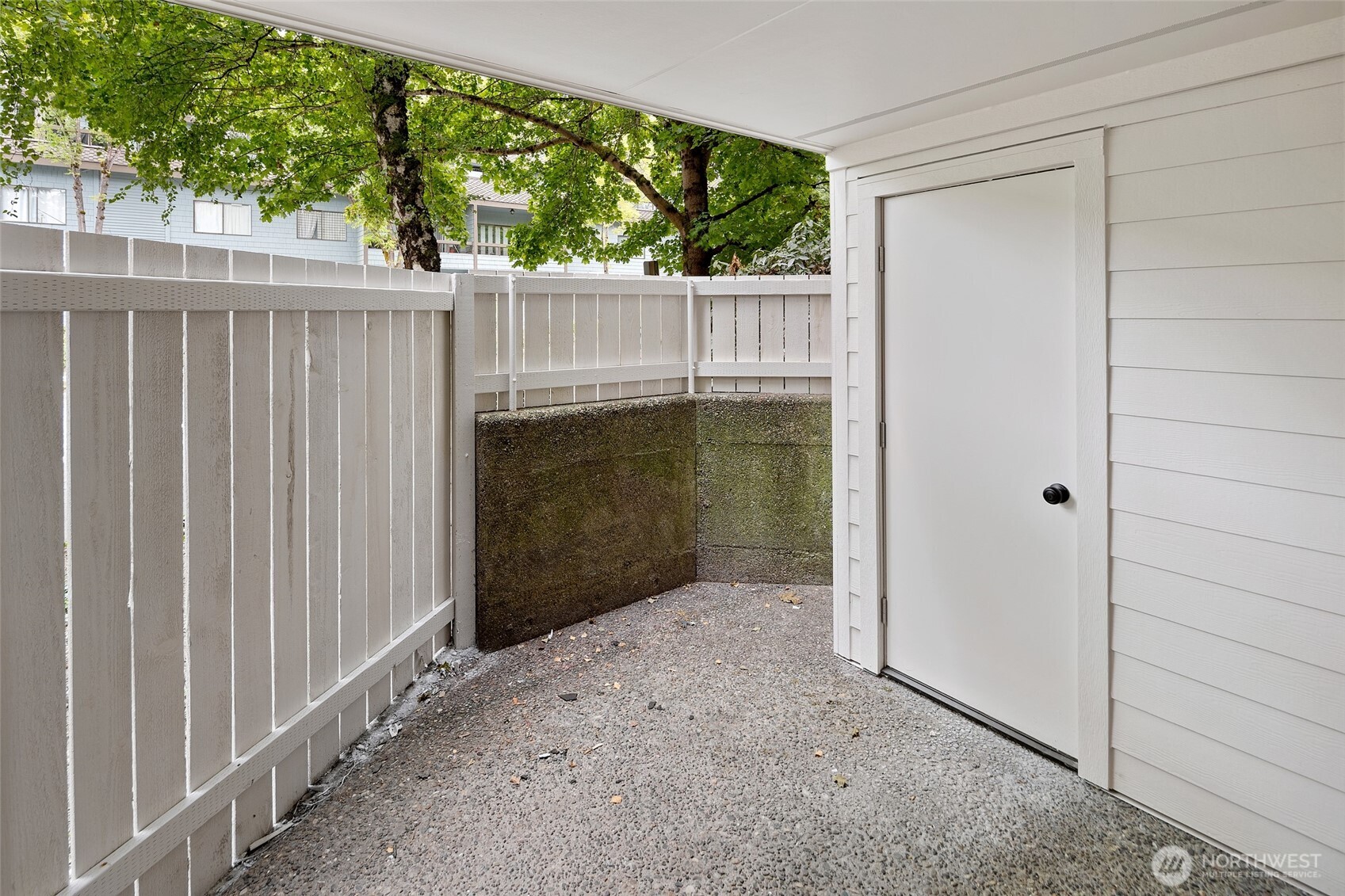 3055 80th Avenue SE #107, Mercer Island, WA 98040