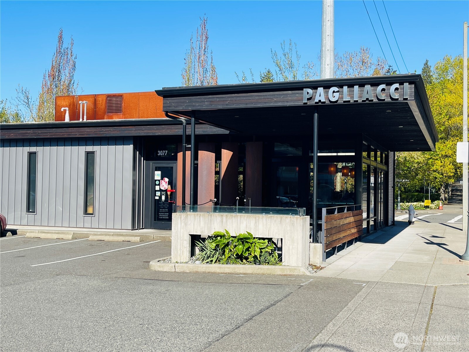 3055 80th Avenue SE #107, Mercer Island, WA 98040