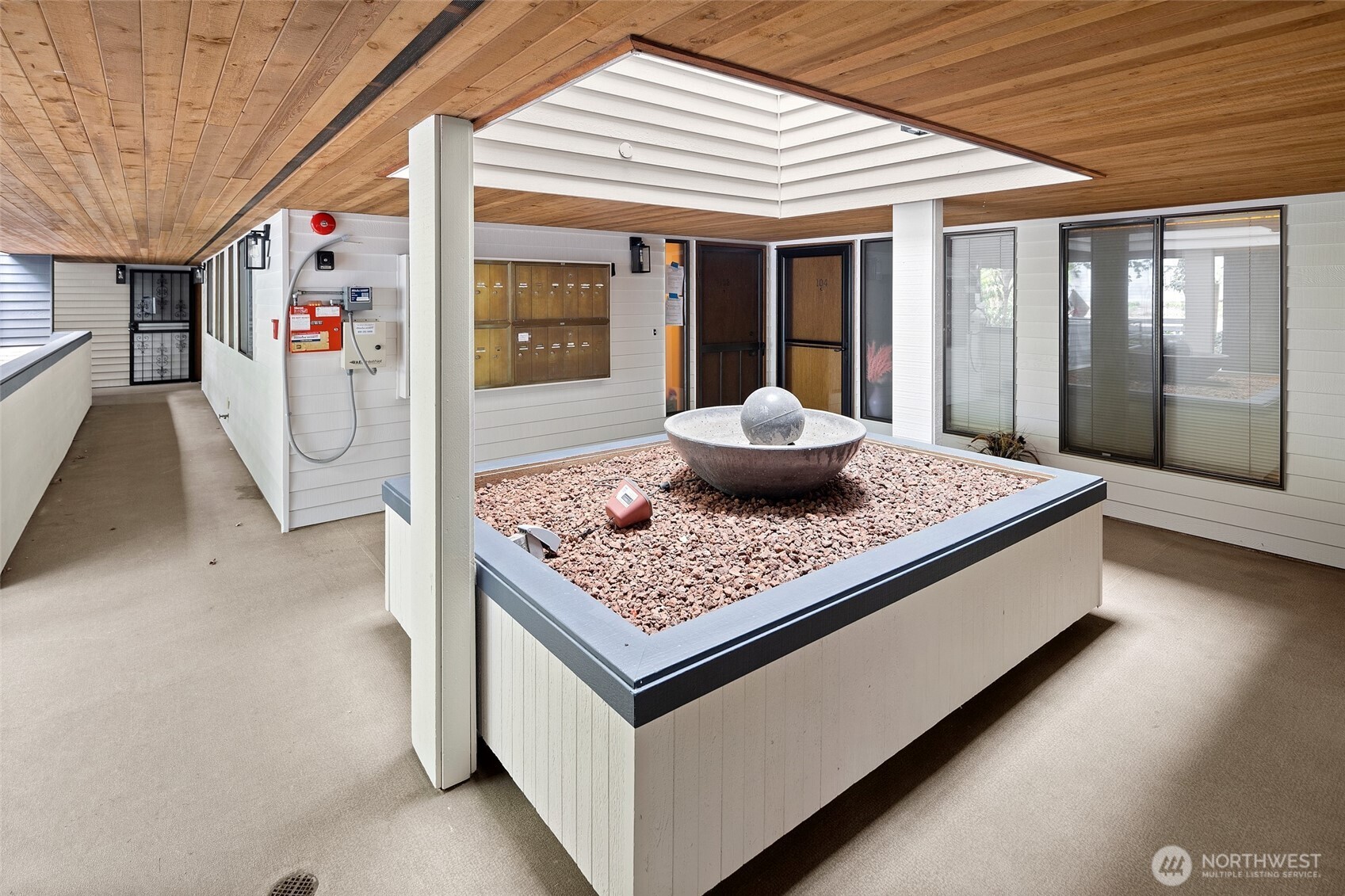 3055 80th Avenue SE #107, Mercer Island, WA 98040