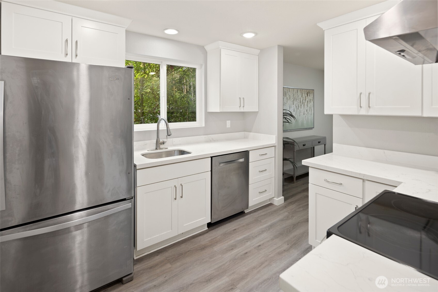 3055 80th Avenue SE #107, Mercer Island, WA 98040