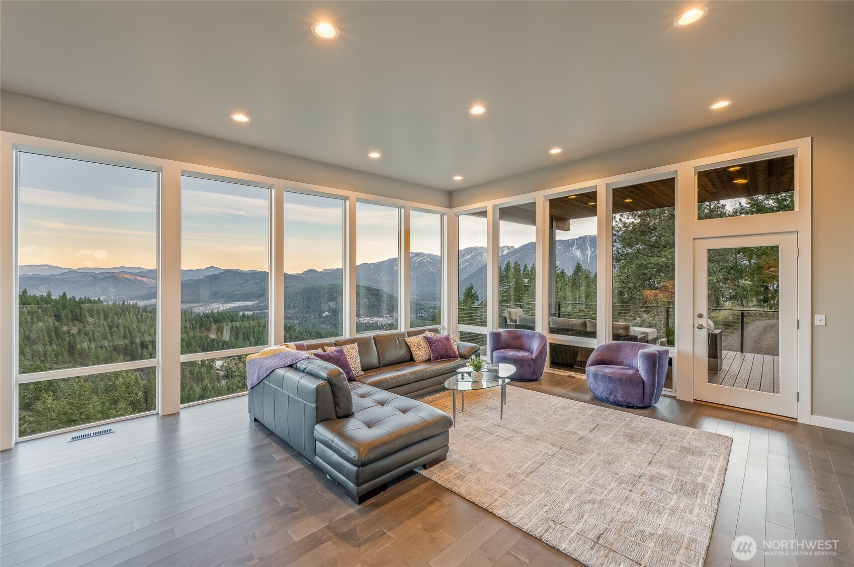 1912 Alpenview Drive , Leavenworth, WA 98826