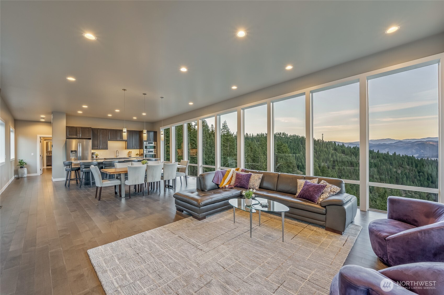 1912 Alpenview Drive , Leavenworth, WA 98826