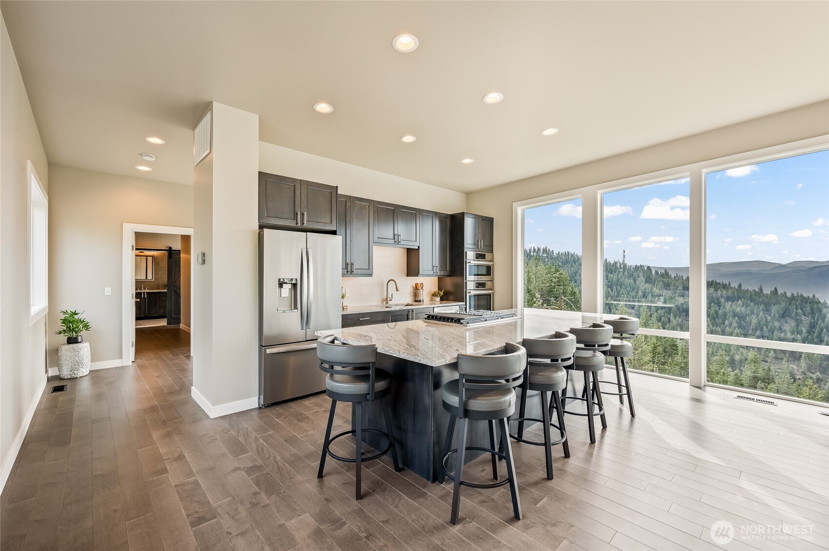 1912 Alpenview Drive , Leavenworth, WA 98826