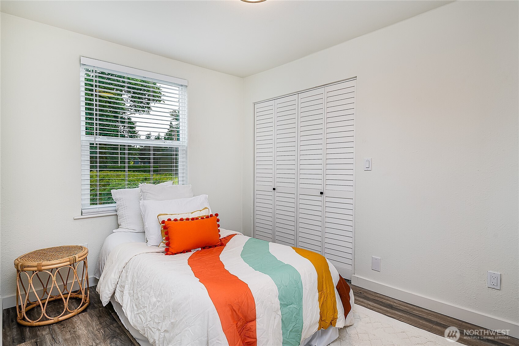 27003 124th Avenue SE, Kent, WA 98030