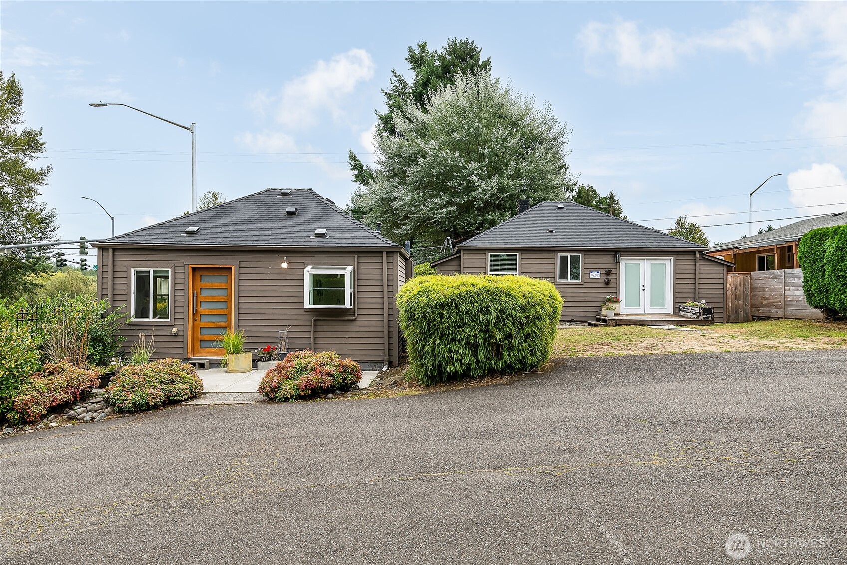 27003 124th Avenue SE, Kent, WA 98030