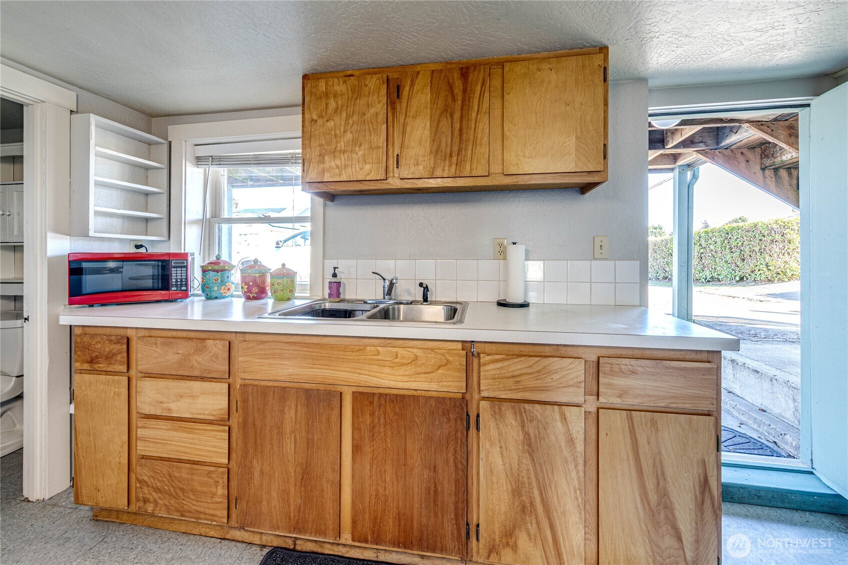 720 S Peabody Street , Port Angeles, WA 98362