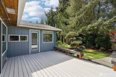 9009 30th Avenue NW, Seattle, WA 98117 - Photo 12