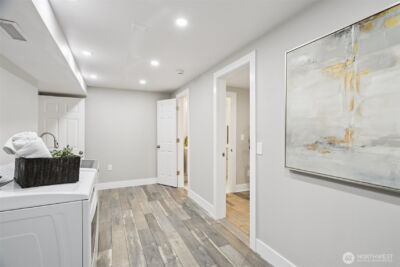 9009 30th Avenue NW, Seattle, WA 98117 - Photo 25