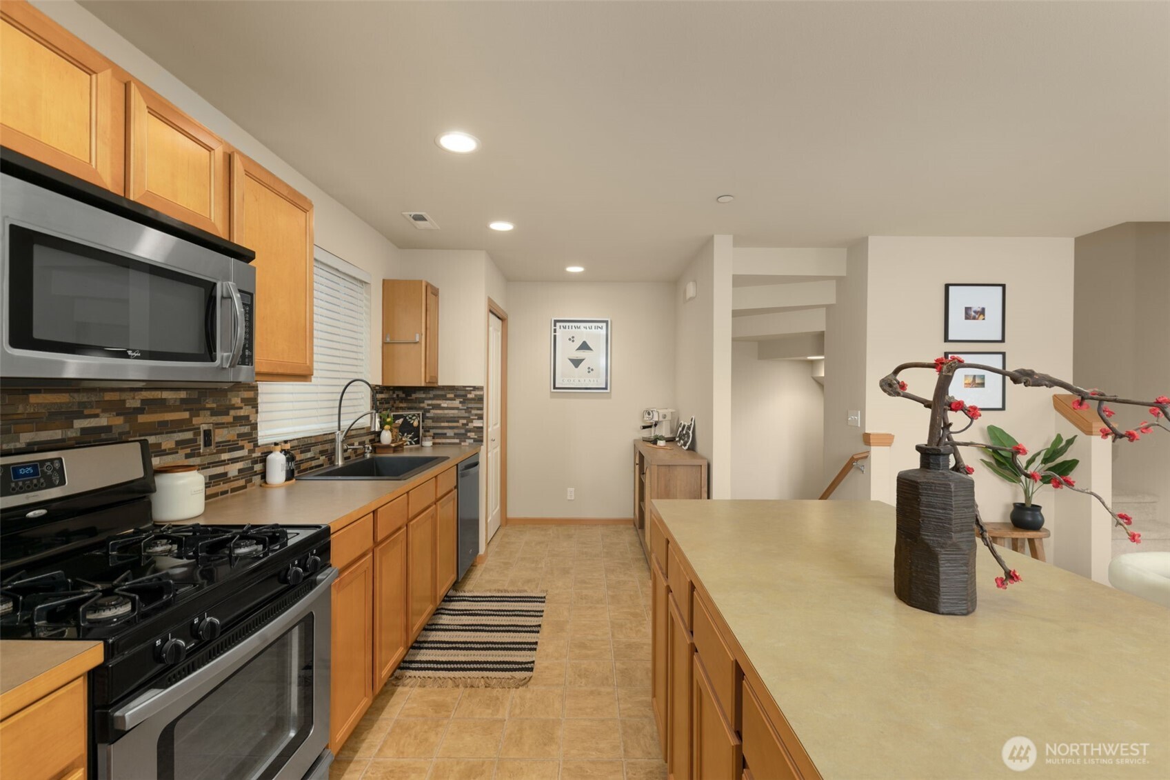 841 5th Place NE, Issaquah, WA 98029