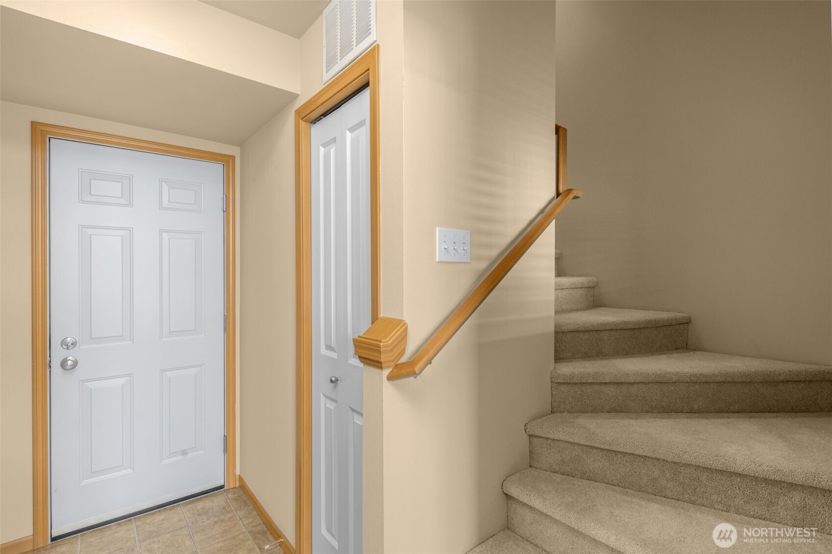 841 5th Place NE, Issaquah, WA 98029