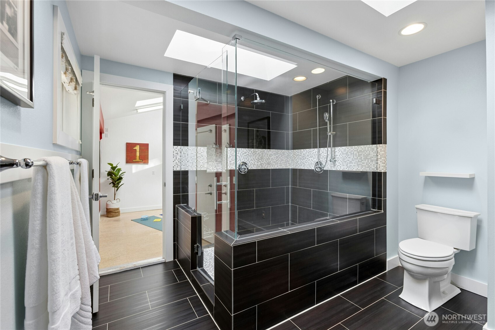 762 Sunrise Place SW, Issaquah, WA 98027