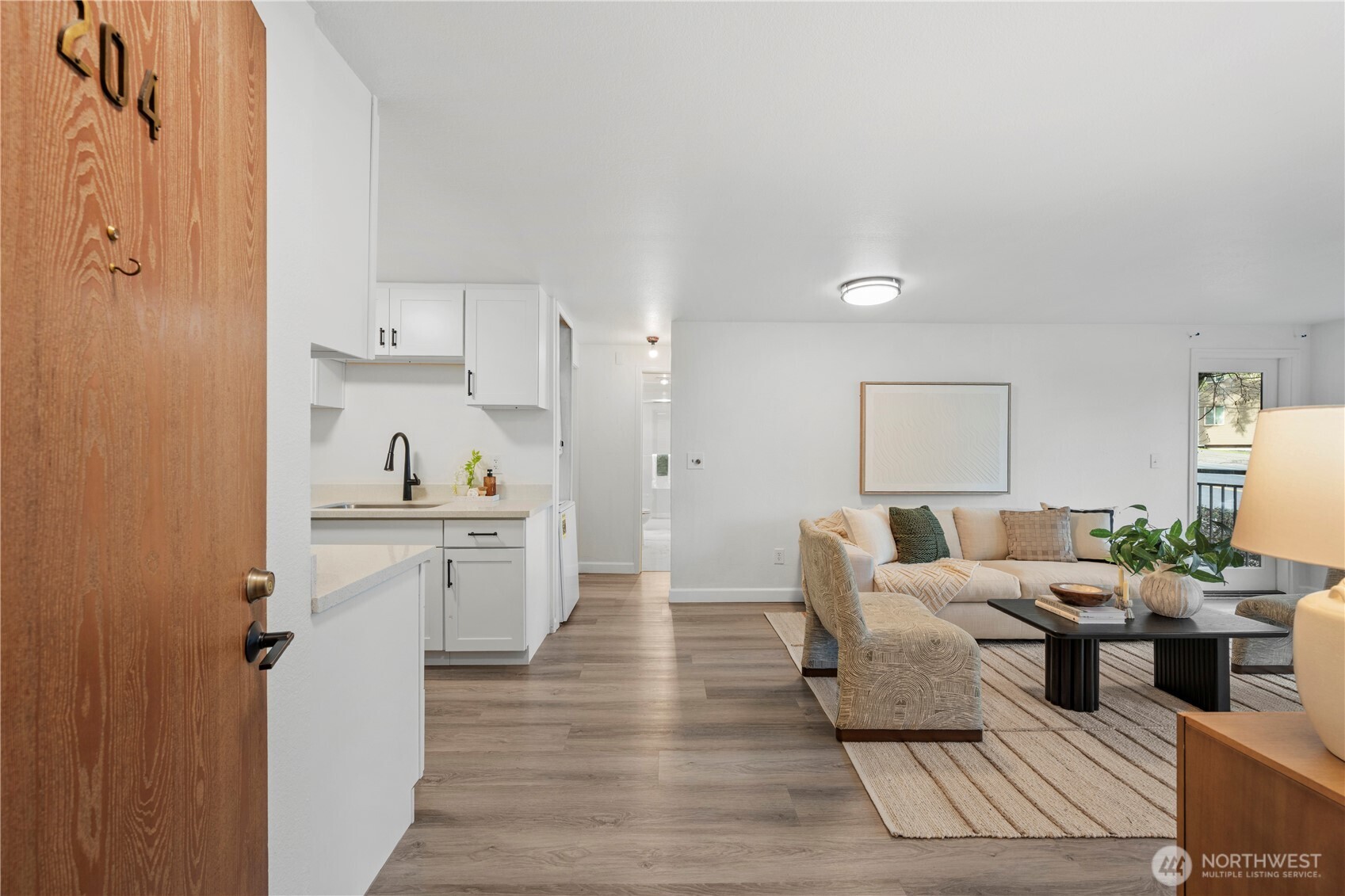 707 N 130th #B204, Seattle, WA 98133