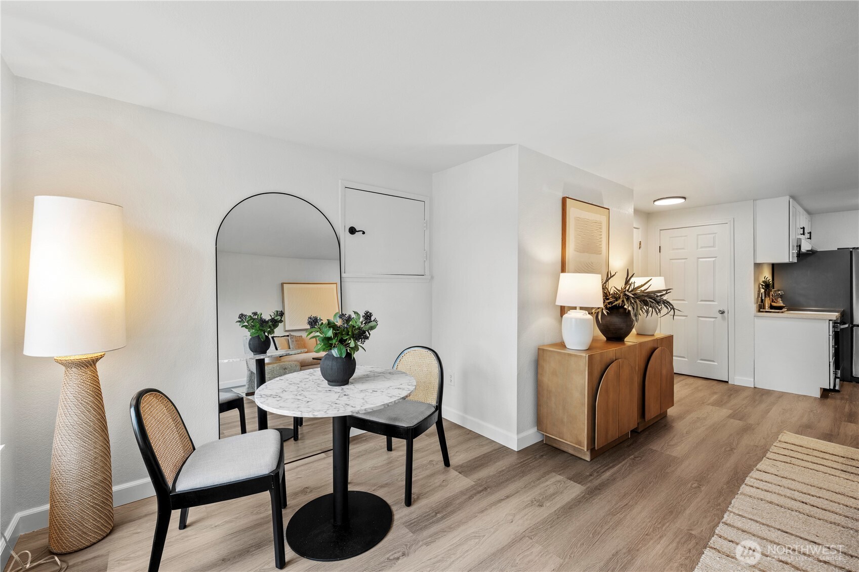 707 N 130th #B204, Seattle, WA 98133