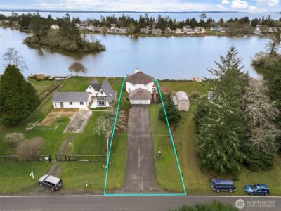 674 Mt Olympus Avenue SE, Ocean Shores, WA 98569