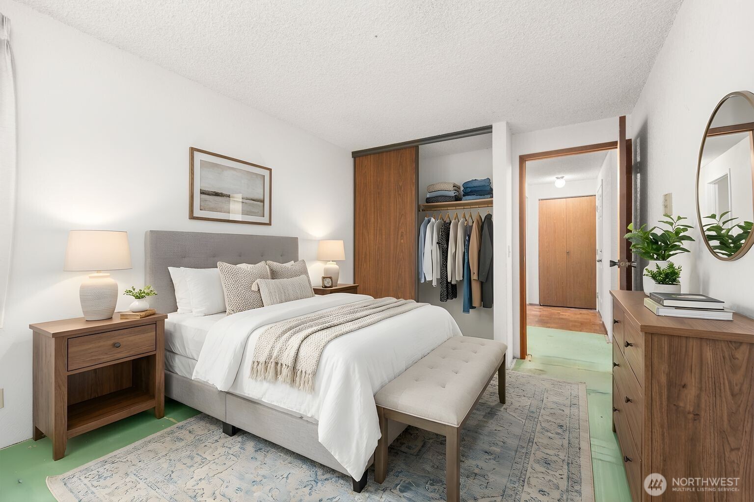 12528 NE 117th Place #E1, Kirkland, WA 98034