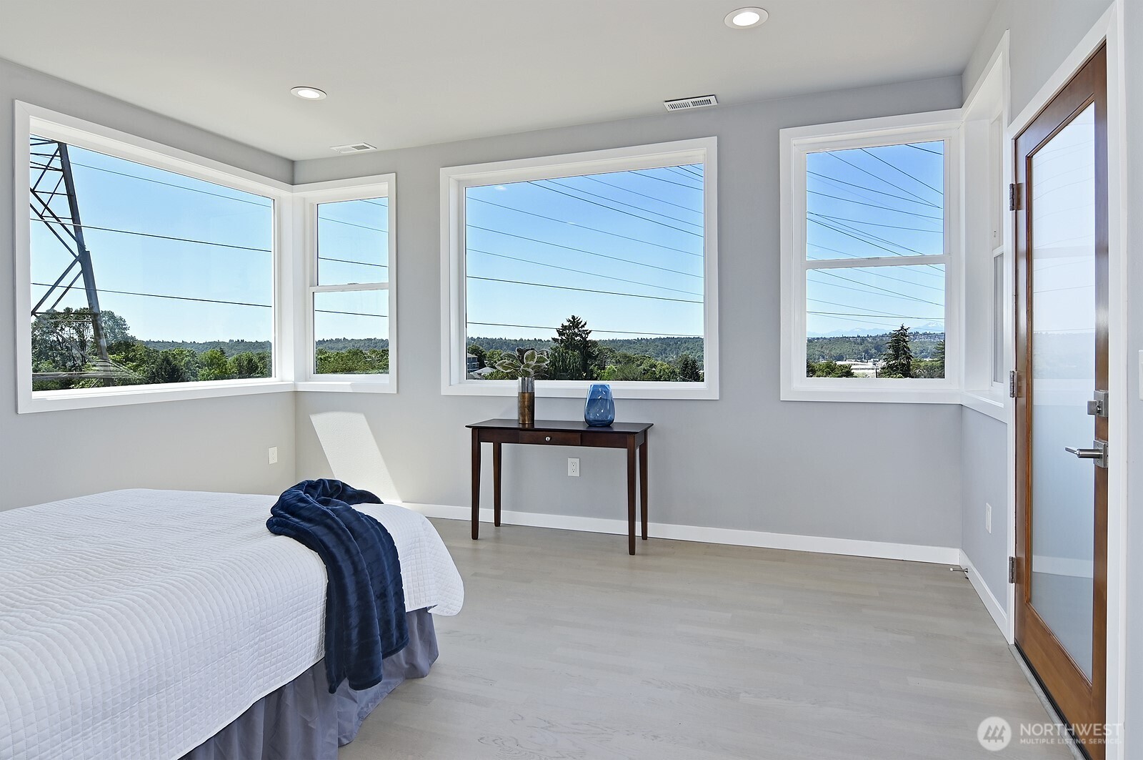 4524 12th Avenue S, Seattle, WA 98108