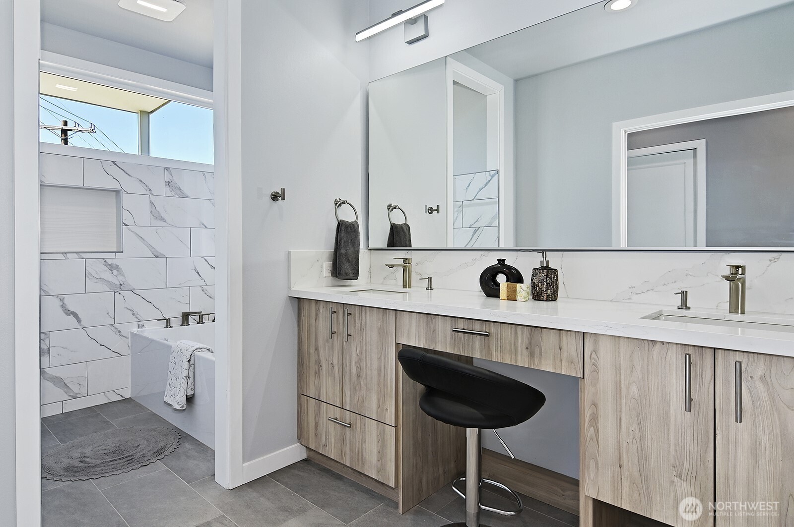 4524 12th Avenue S, Seattle, WA 98108