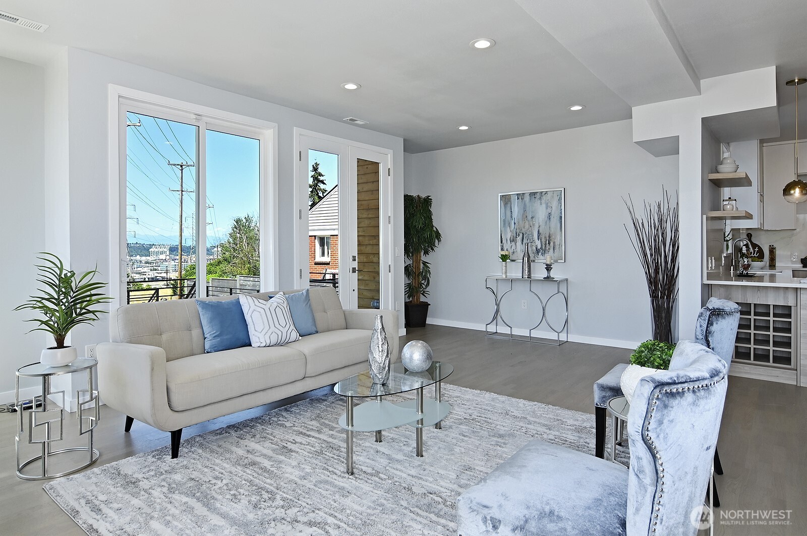 4524 12th Avenue S, Seattle, WA 98108