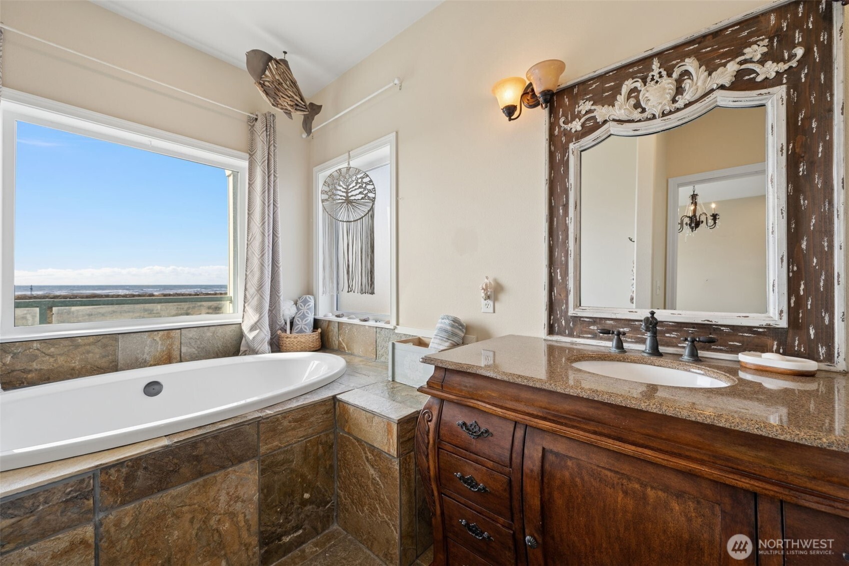 1191 Ocean Shores Boulevard SW, Ocean Shores, WA 98569