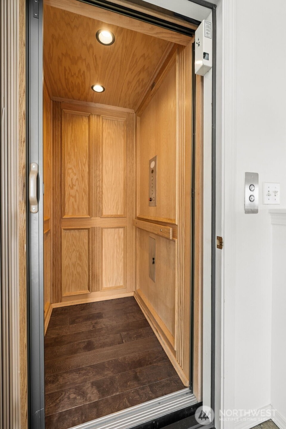 1191 Ocean Shores Boulevard SW, Ocean Shores, WA 98569