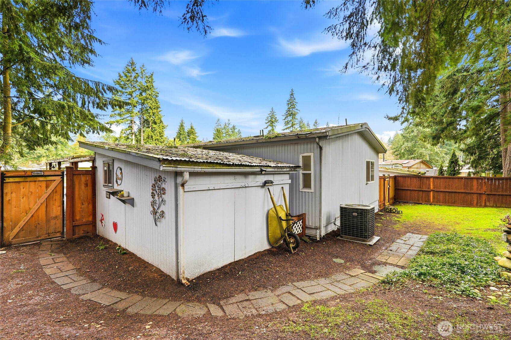 12727 112th Avenue E #13, Puyallup, WA 98374