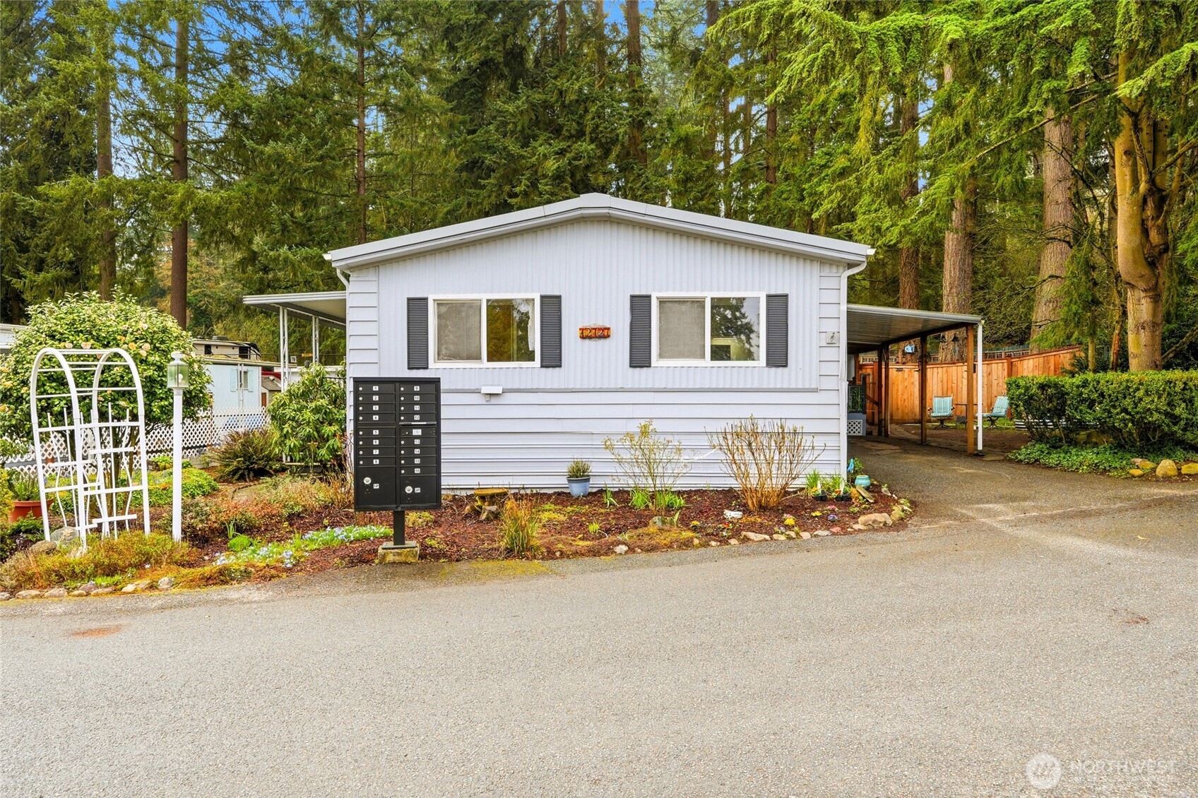 12727 112th Avenue E #13, Puyallup, WA 98374