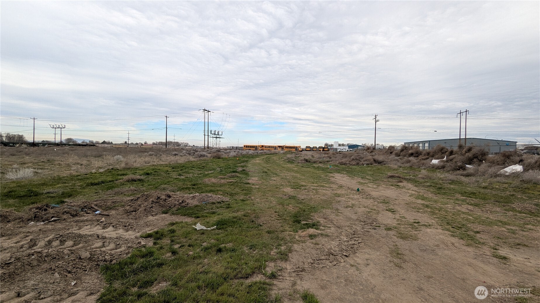 1 xx E Salt Lake Street , Pasco, WA 99301