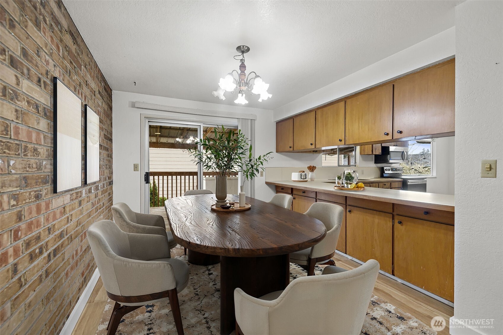 2612 204th Street SW, Lynnwood, WA 98036-6946