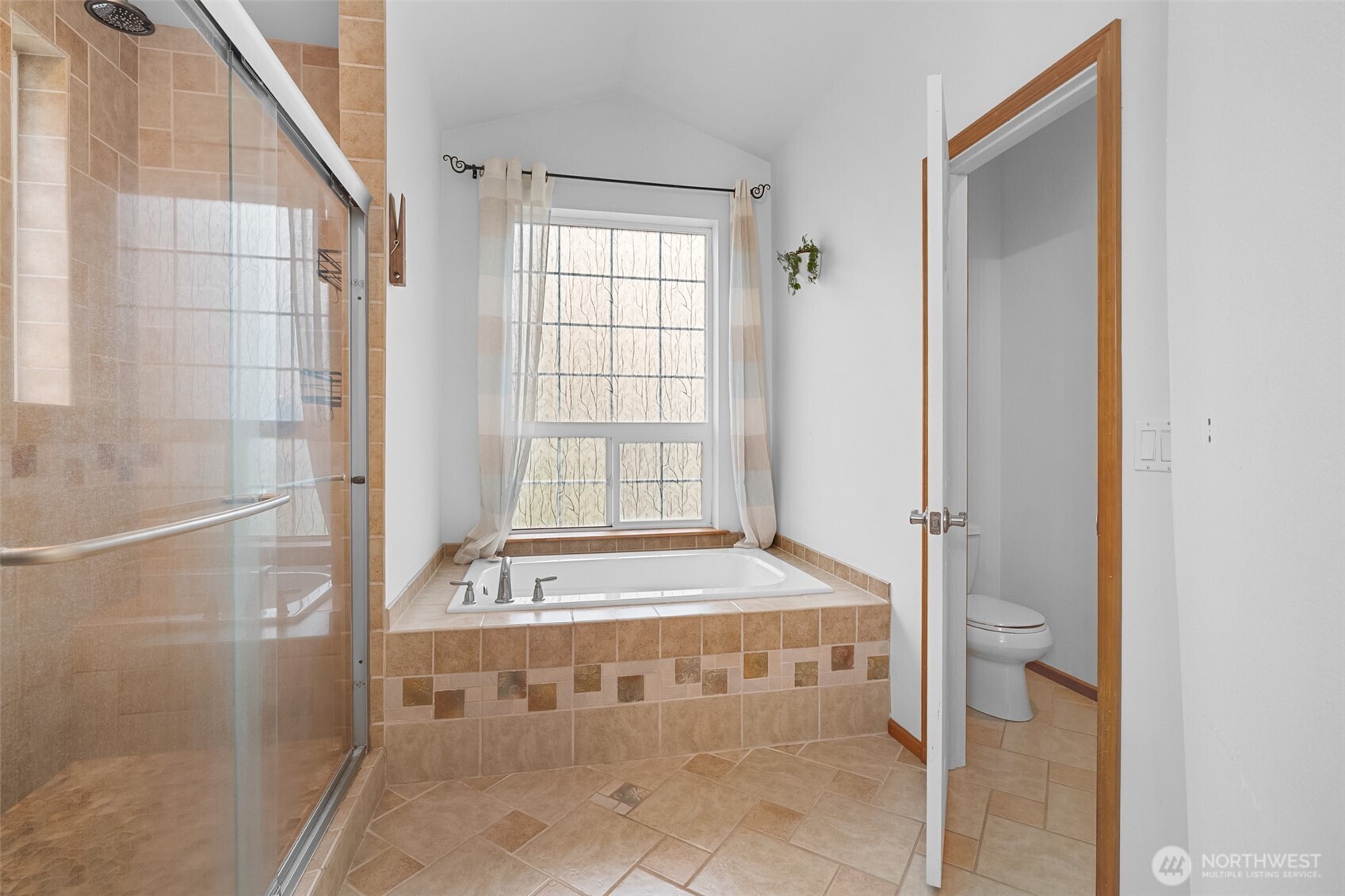 2311 202nd Avenue SW, Lakebay, WA 98349