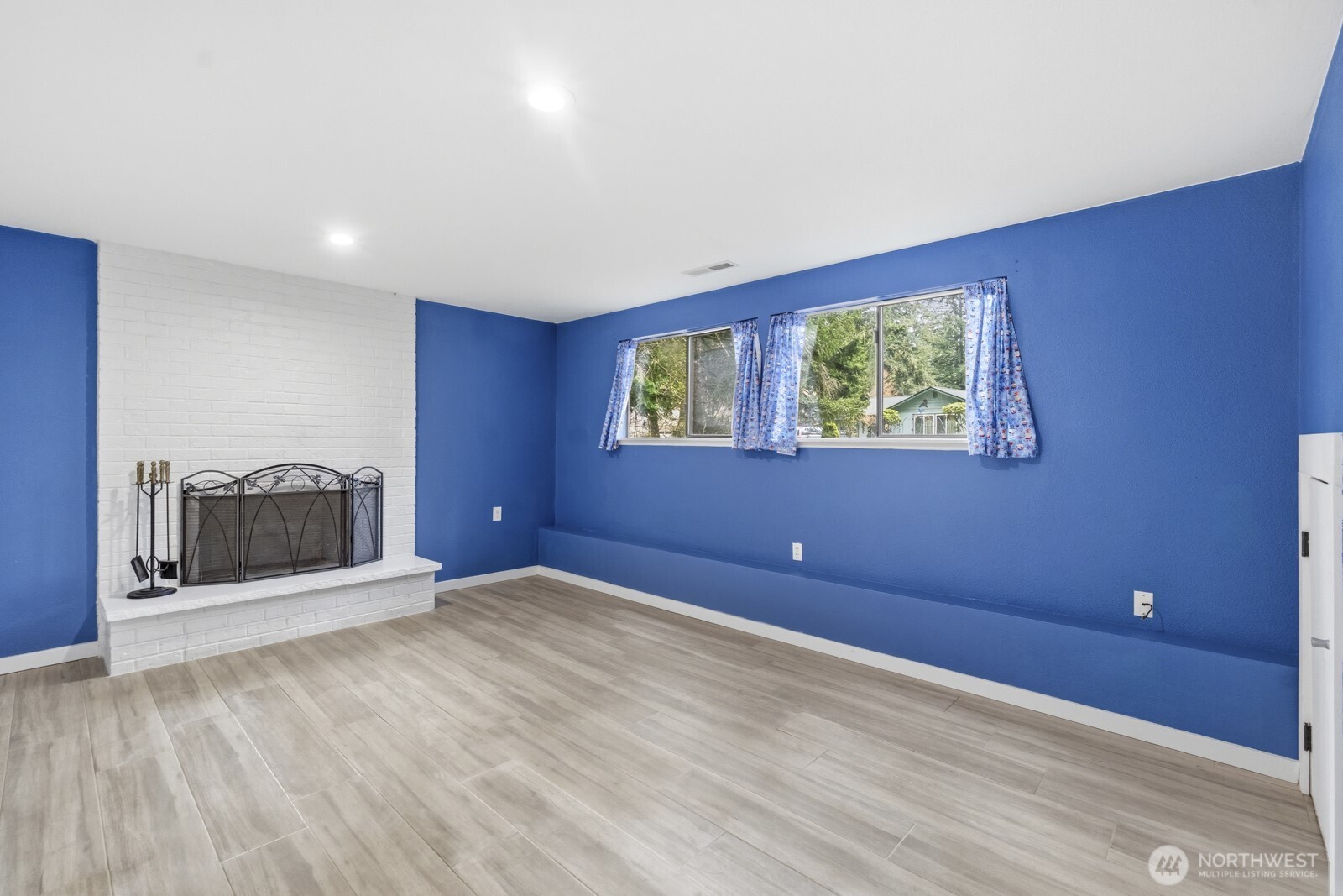 2191 Lakemoor Drive SW, Olympia, WA 98512-5529