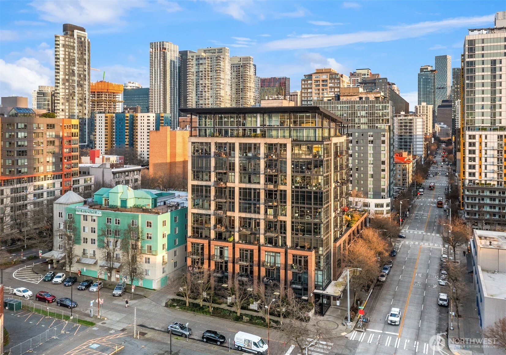 2720 3rd Avenue #603, Seattle, WA 98121