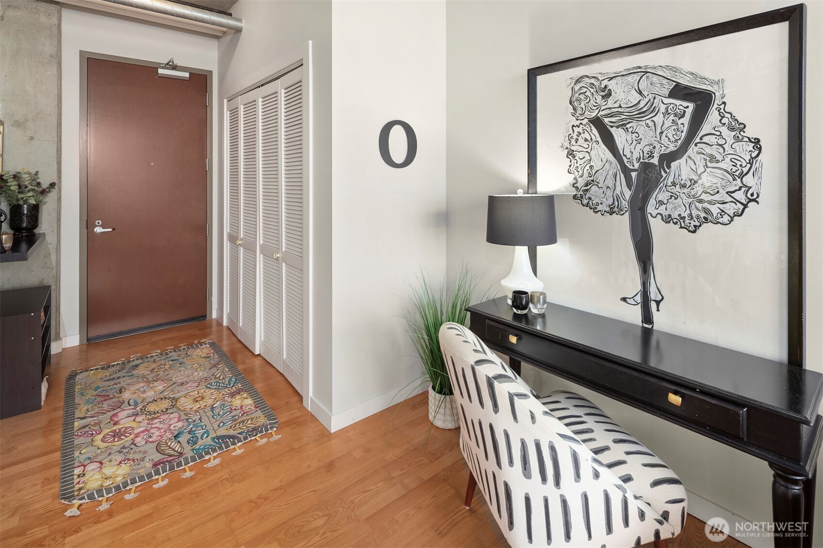 2720 3rd Avenue #603, Seattle, WA 98121