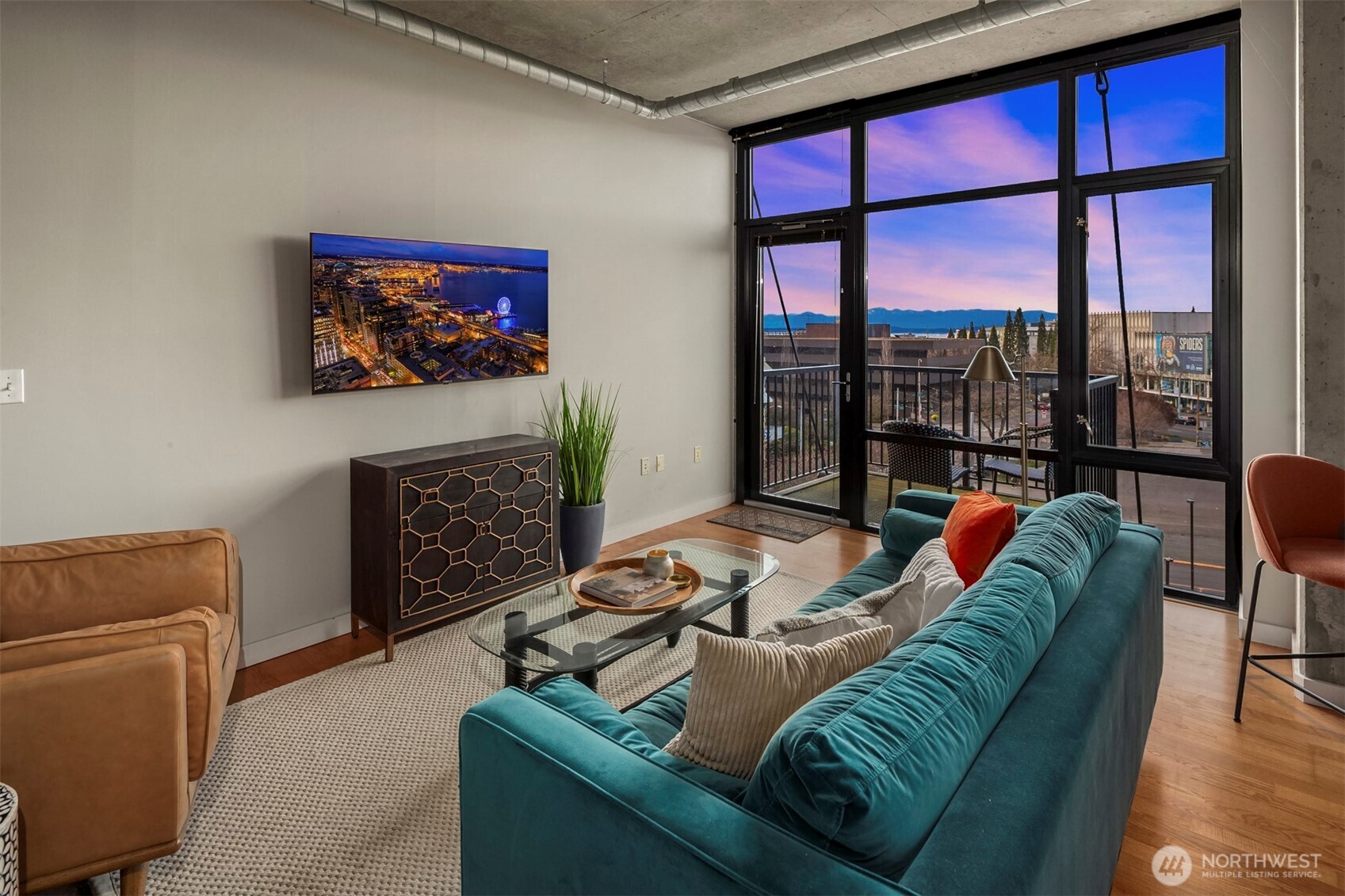 2720 3rd Avenue #603, Seattle, WA 98121