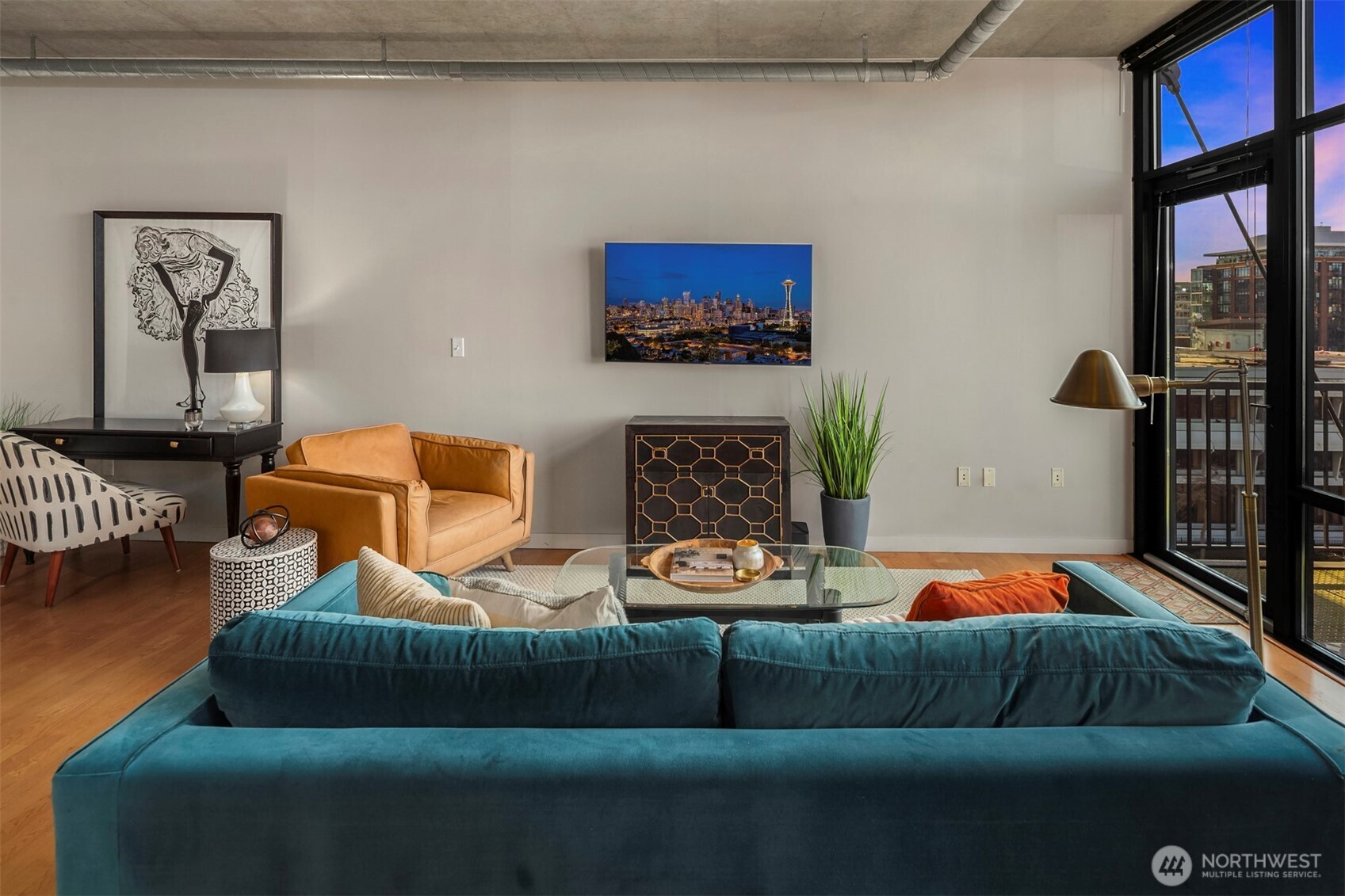 2720 3rd Avenue #603, Seattle, WA 98121