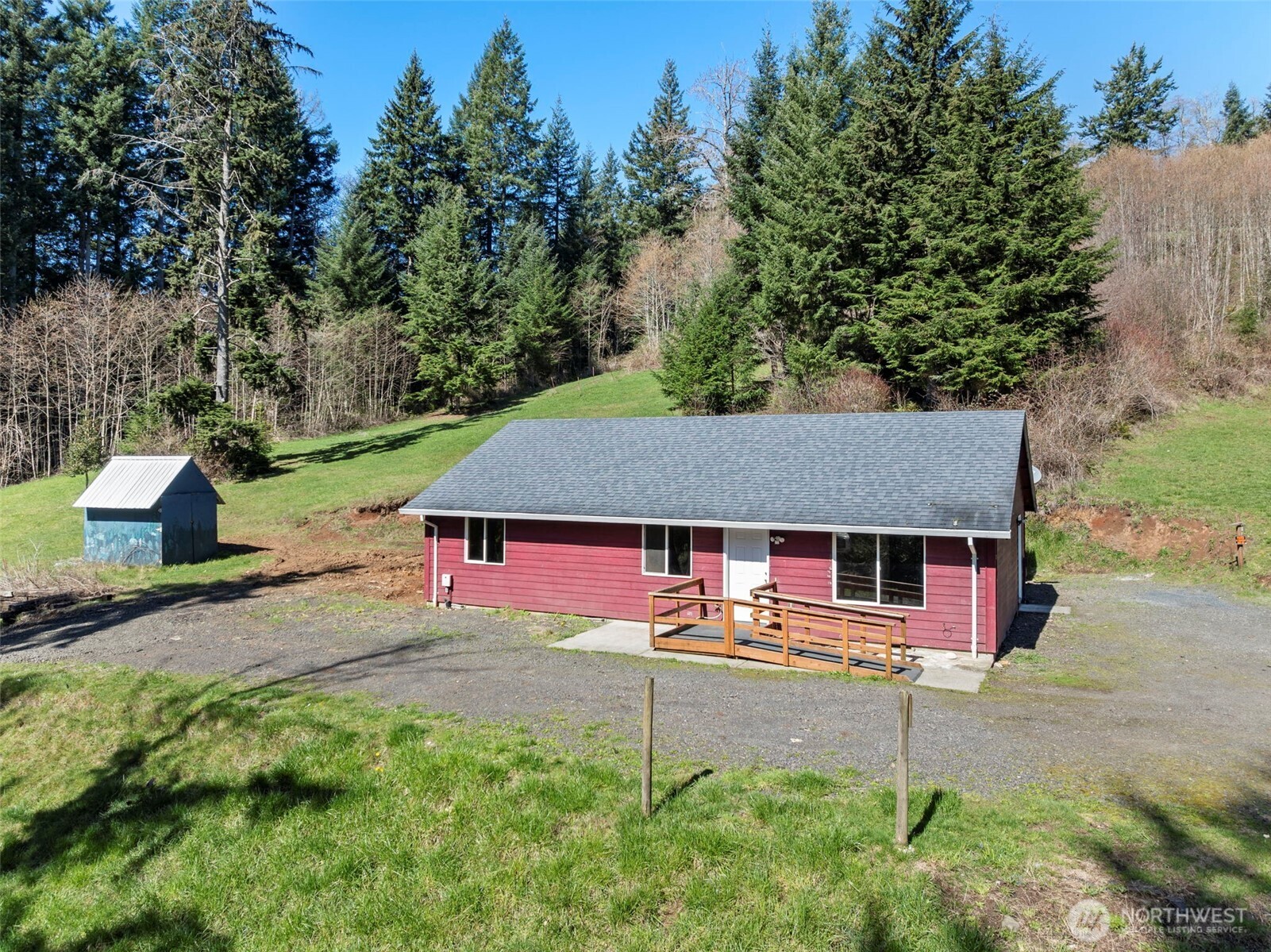 110 Sunny Basin Road , Castle Rock, WA 98611